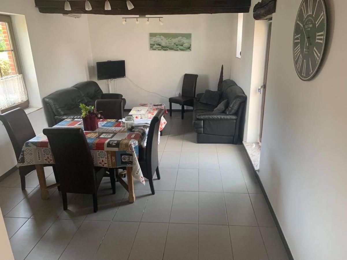 La Petite Maison Bienne-lez-Happart Экстерьер фото